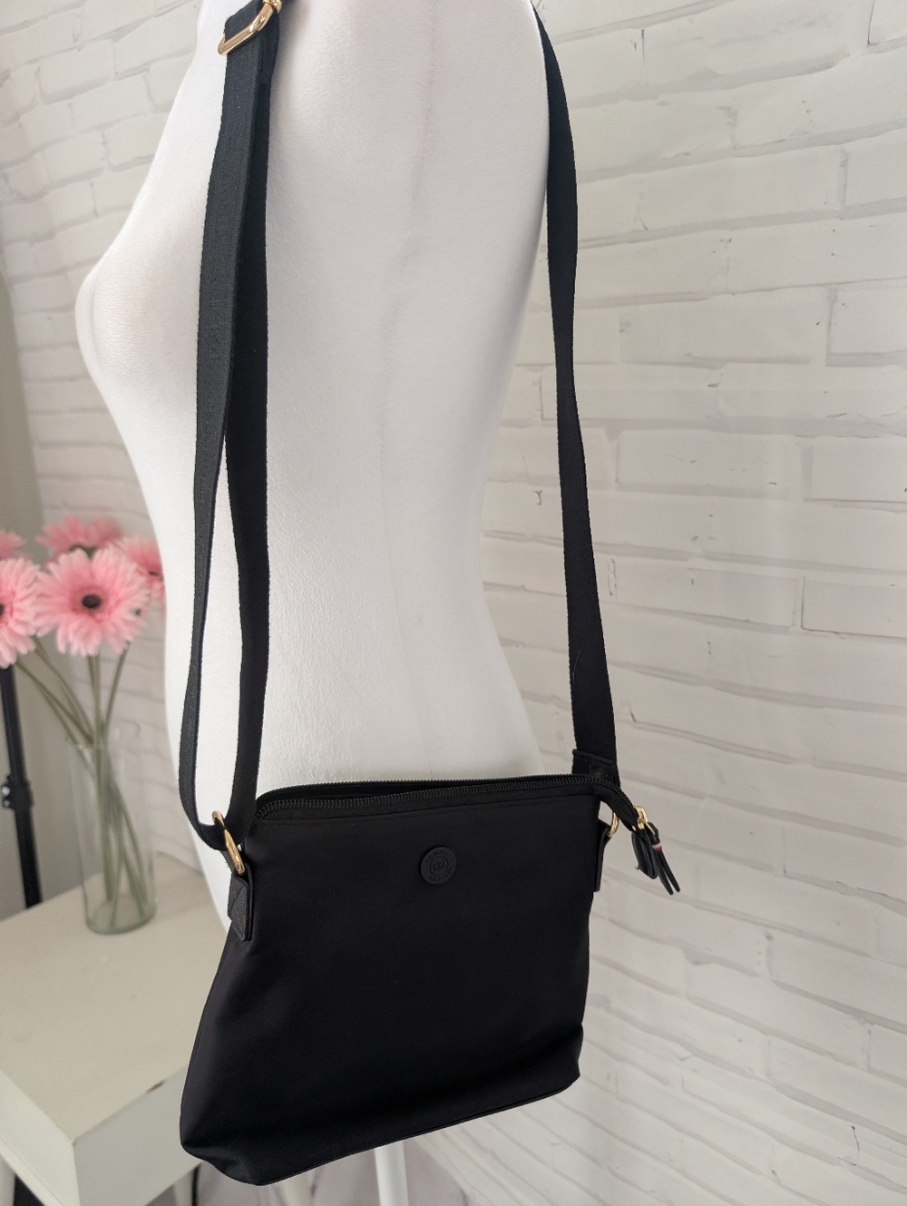 Tommy Hilfiger Classic Black Crossbody Bag